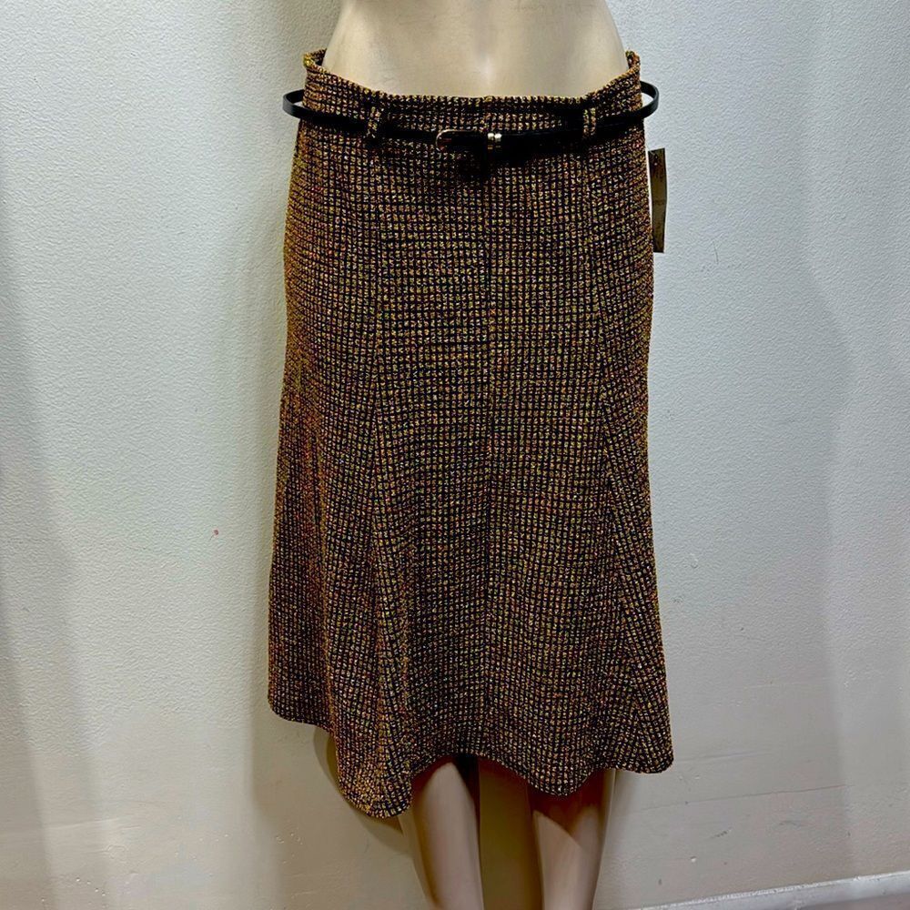 (K2) Espresso midi skirt made of stretch fabric in golden glitter with,size L